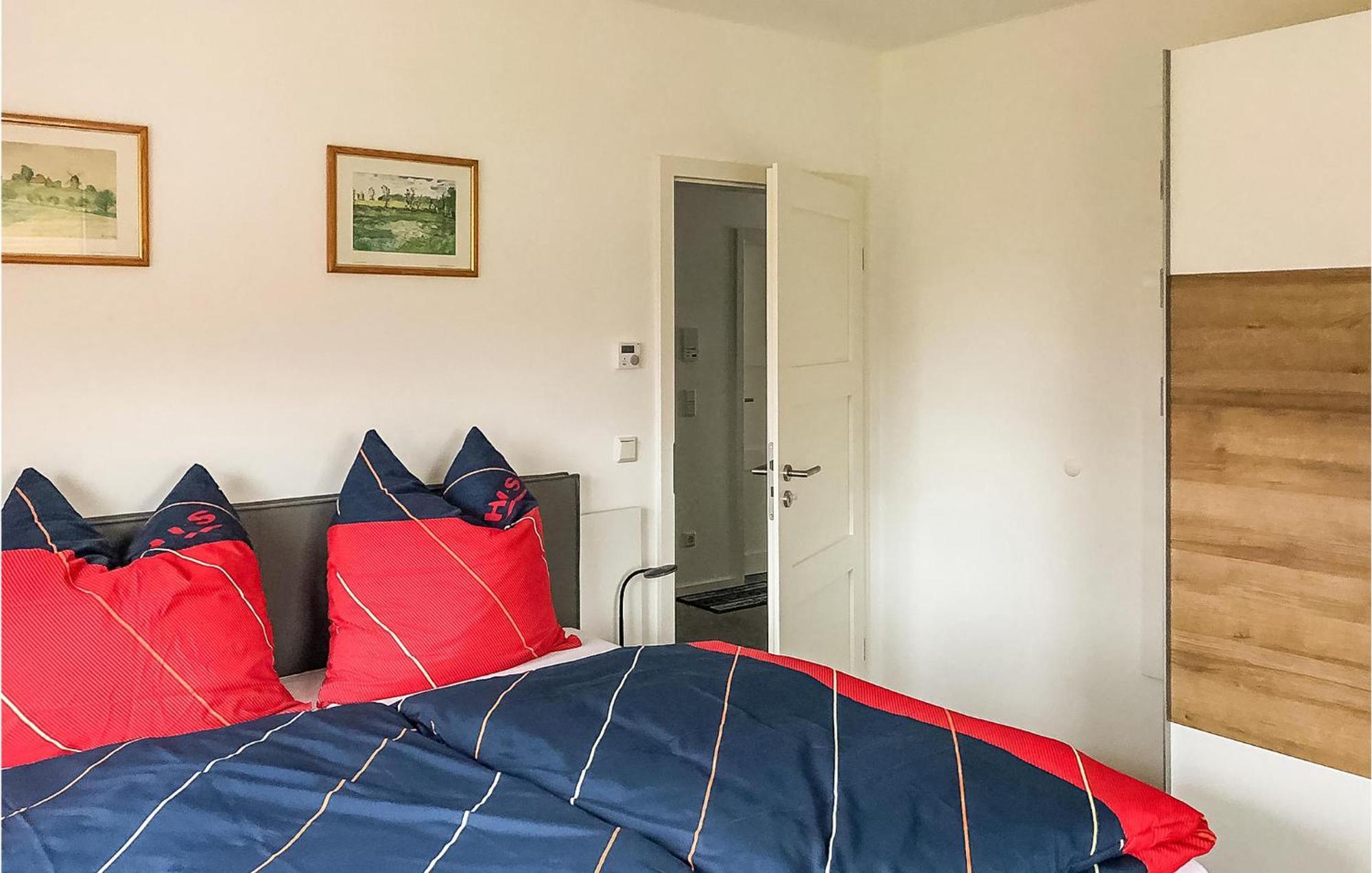 2 Bedroom Cozy Apartment In Рехлин Экстерьер фото